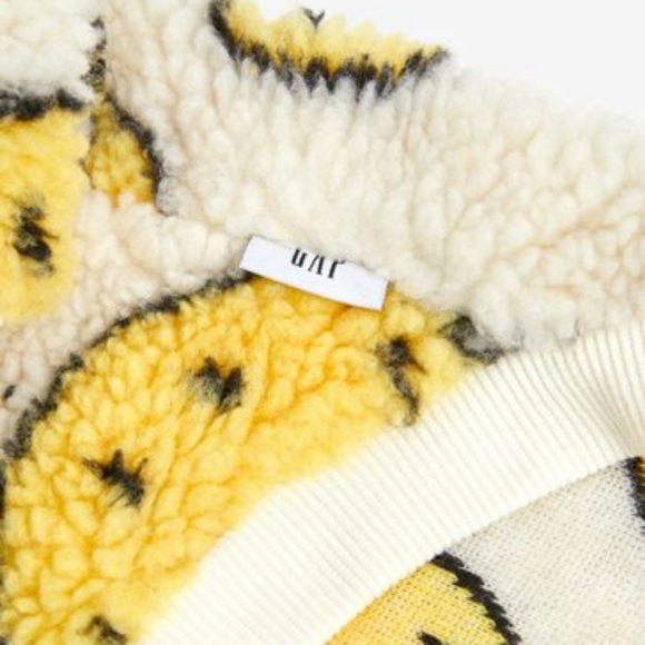 GAP x Smiley Collab Sherpa Dog Fleece Pullover - Picture 3 of 4
